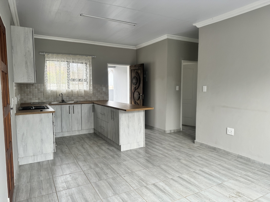 To Let 3 Bedroom Property for Rent in Flamwood North West